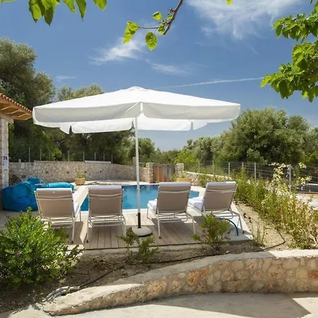 Villa Dell Mar Stone House *