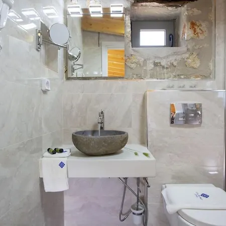 Dell Mar Stone House Evgiros